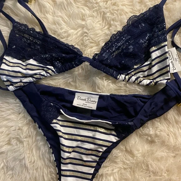 Beach bunny two piece bikini - Picture 4 of 8